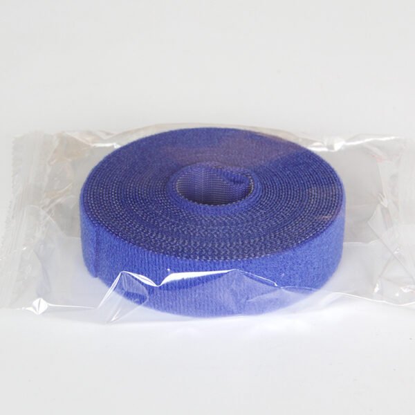 Back to back hook and loop tapes