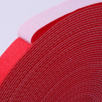 Back to back hook and loop tapes